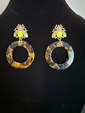 Stella & Dot Buzz Thrill Hoops